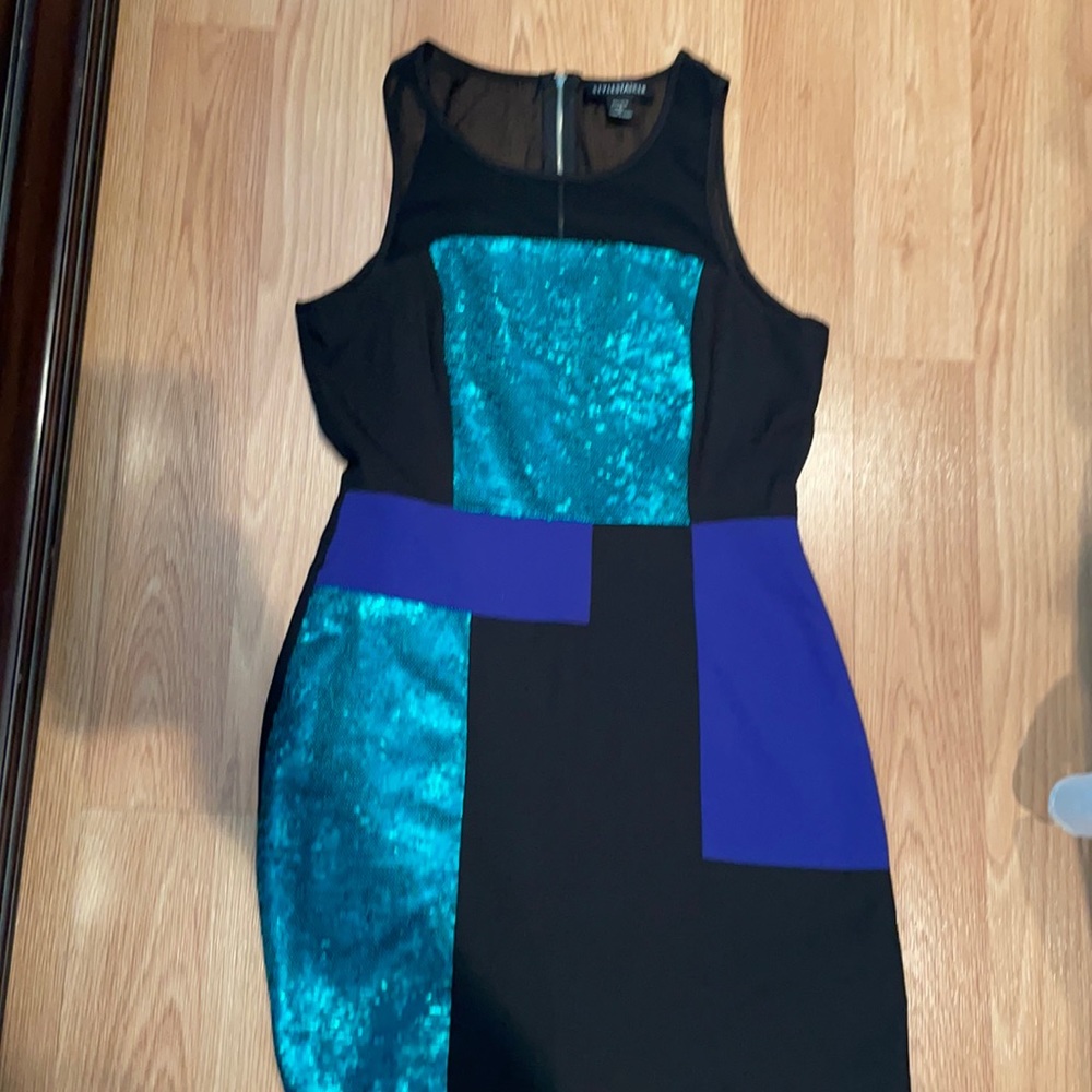 Style Stalker Color Block Sequin Detail Dress - image 1